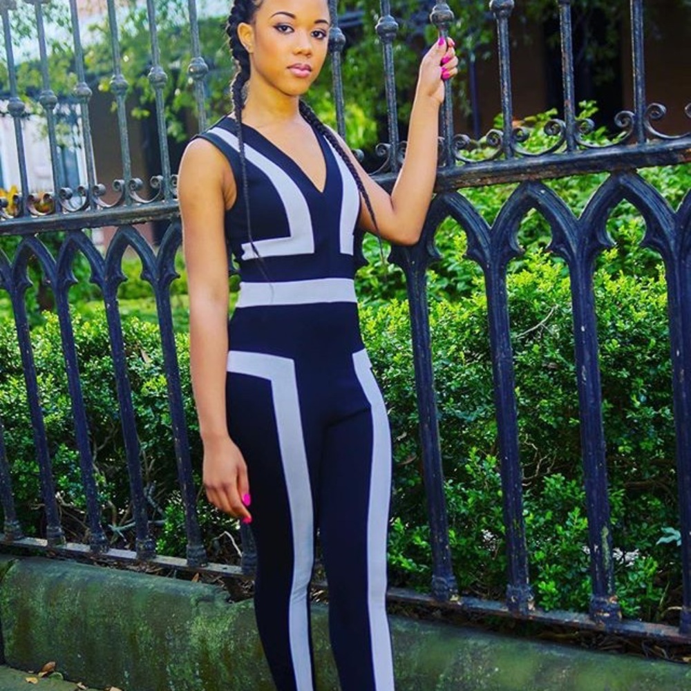 Black:white stretch jumpsuit